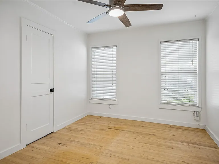 6312 Malcolm Dr — Photo 3