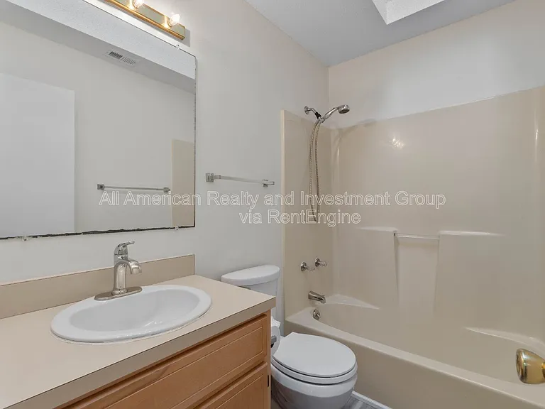 510 Woodland Park Cir — Photo 17