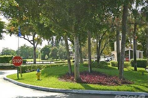 4th image of 1300 Saint Charles Pl APT 309