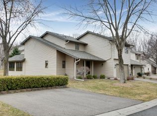 15605 40th Ave N, Plymouth, MN 55446