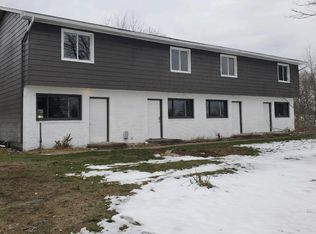 120 Daniels Dr, Midland, PA 15059