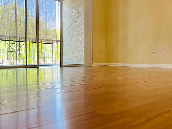 5th image of 17101 Carrington Park Dr APT 406