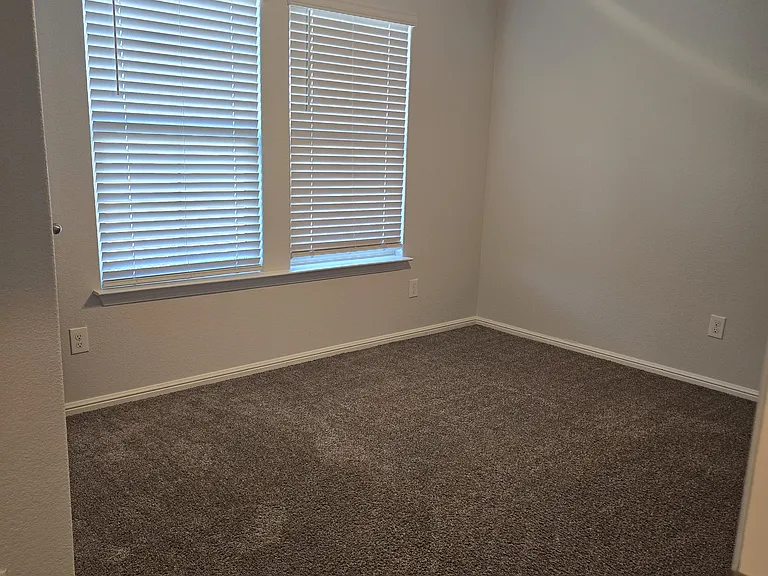 10437 Fort Bird Trl — Photo 16