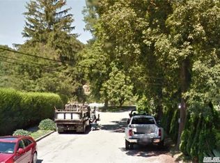 25 Locust Rd, Wading River, NY 11792