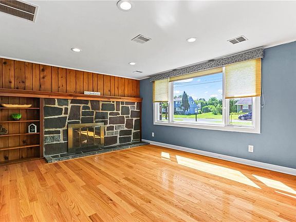 5th image of 5 Kendon Dr