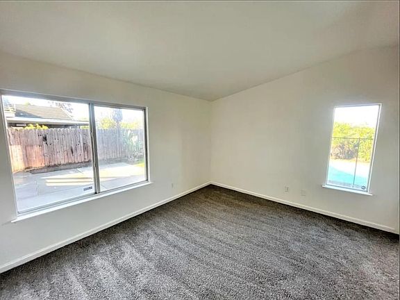 5th image of 1691 Marenda Dr