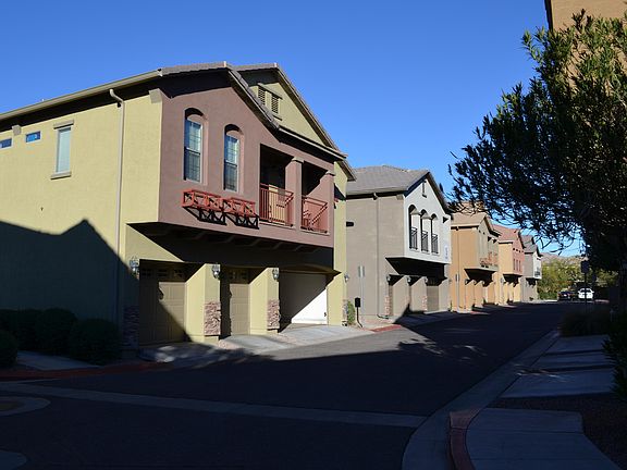 4th image of 18250 N 32nd St Unit 1051