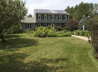 8 Lakeview Cir, Sutton, MA 01590