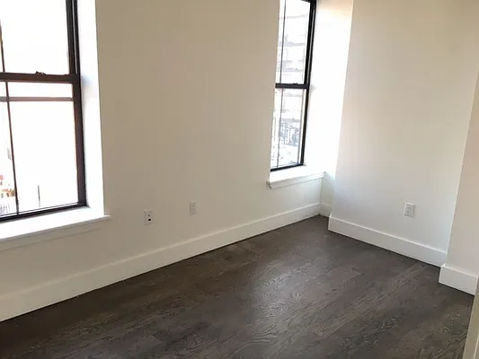 Rented by Arvik Group Real Estate | media 76