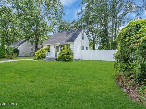 5 Georgian Boulevard, Jackson, NJ 08527