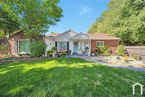 1st image of 2934 W Ryan Dr #B
