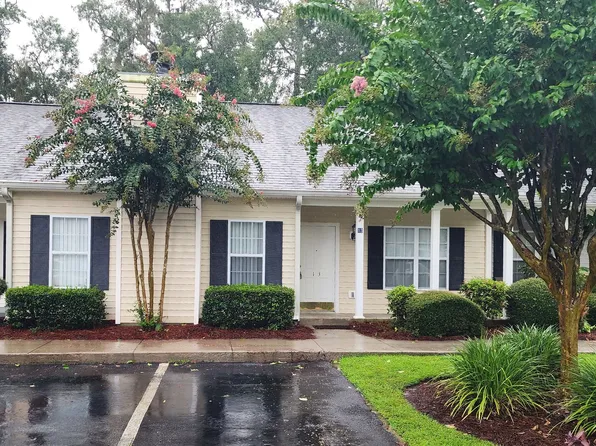 13 Kingslan Ct, Savannah, GA 31419