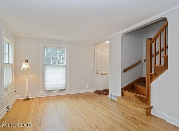 2nd image of 570 Orchard Ct
