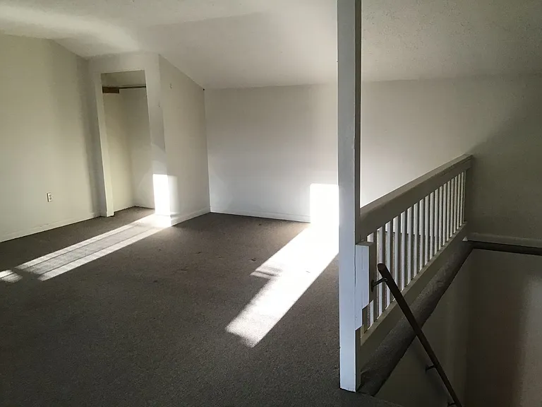 118 E King St #A & B — Photo 6