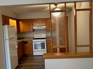 N143W6175 Pioneer Rd #6, Cedarburg, WI 53012