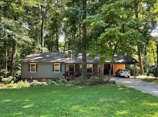 521 Valley Creek Rd SW, Mableton, GA 30126