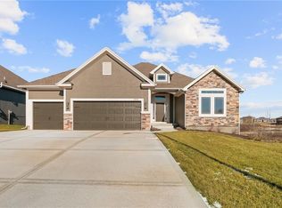 7012 NE 102nd Ct, Kansas City, MO 64156