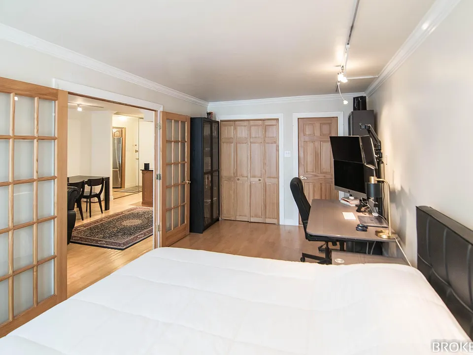 1340 N Dearborn St #8B