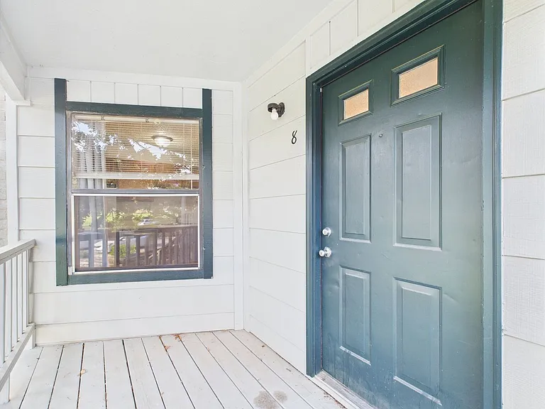 297 Billie Dr #2 — Photo 1