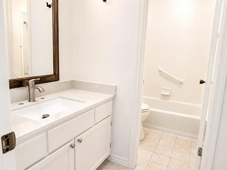 5850 Cypress Gardens Blvd #608 — Photo 9