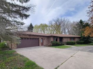 110 Weed St, Fox Lake, WI 53933