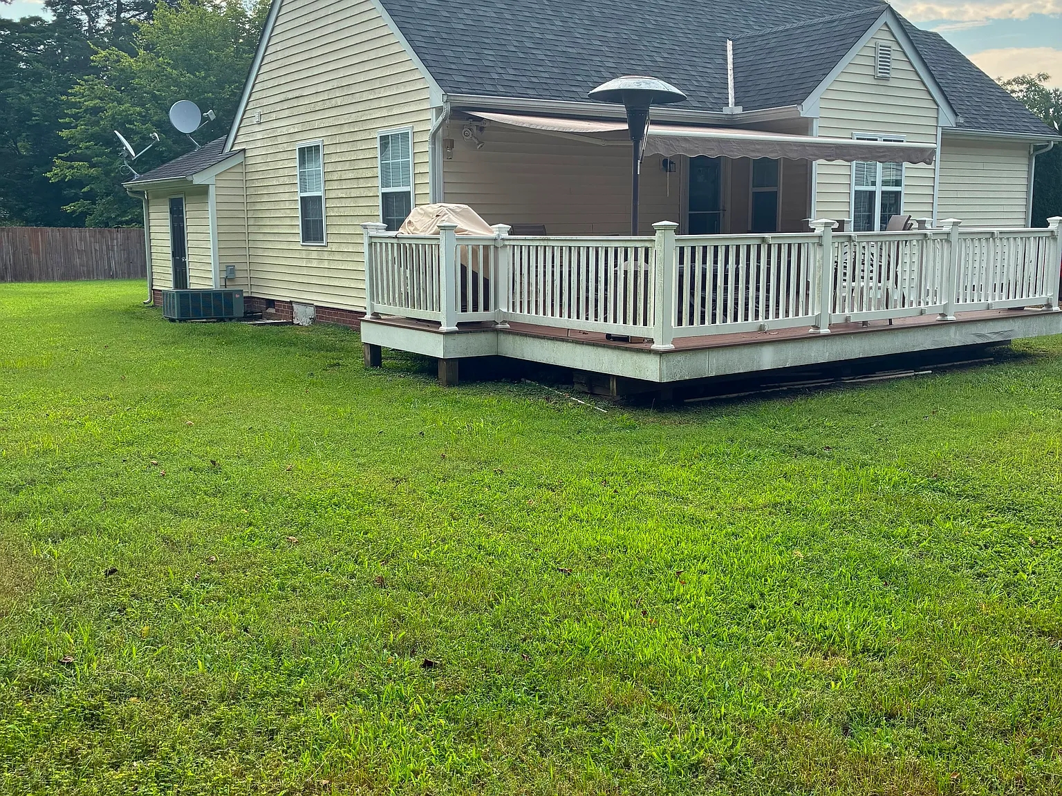 3 bed, 1331 sqft, $2,600 — Photo 3