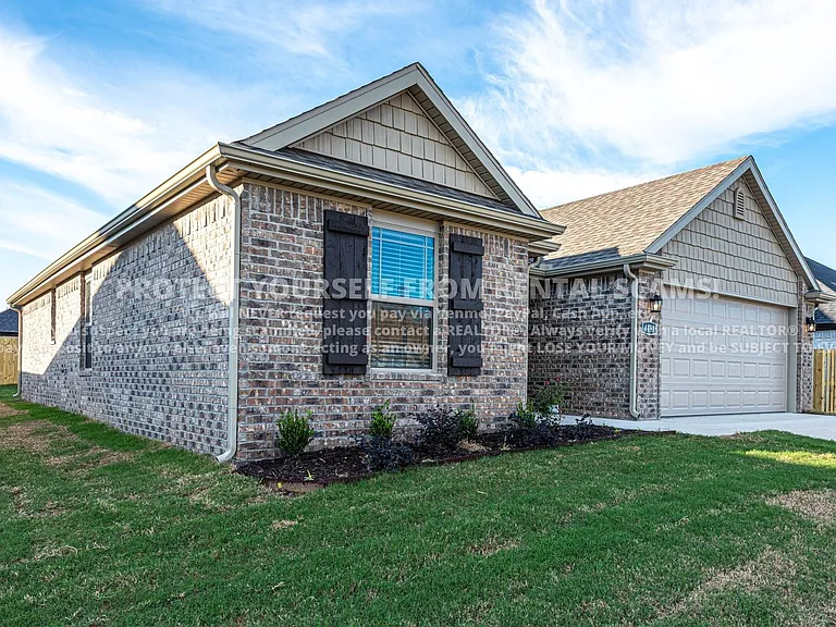 4491 W Newton Ave — Photo 15