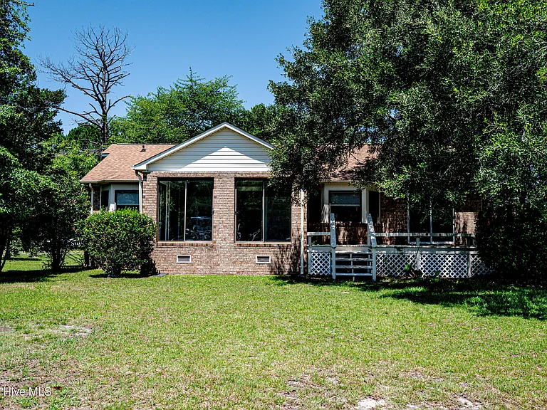 5722 Gondolier Dr — Photo 5