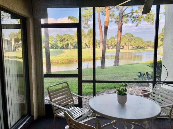 4608 Weybridge St #4608, Sarasota, FL 34235