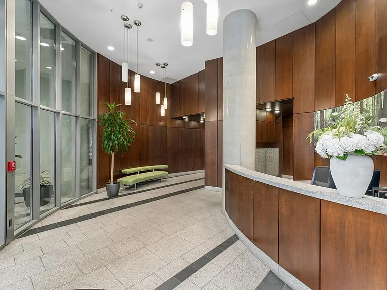 1050 Smithe St #1205 — Photo 23