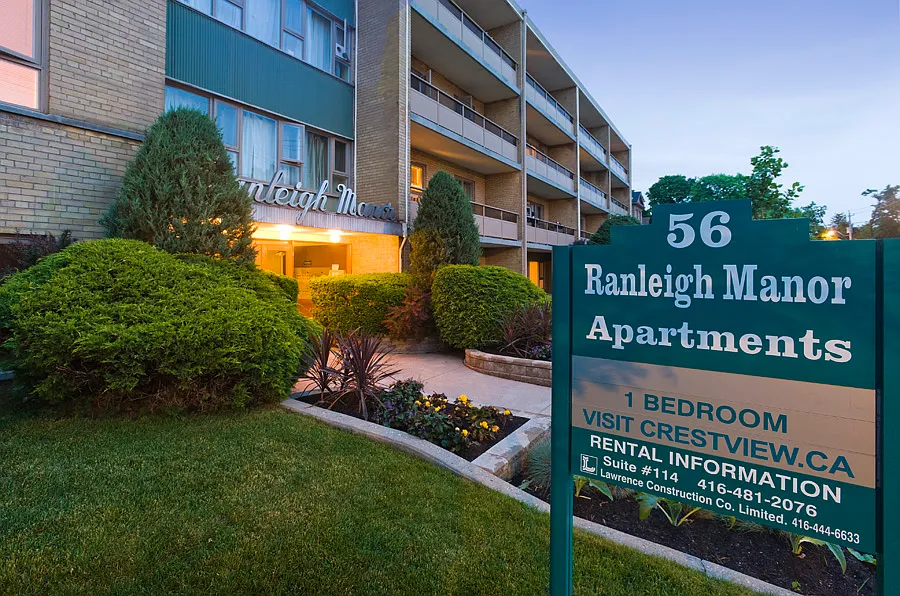 Ranleigh Manor — Photo 2
