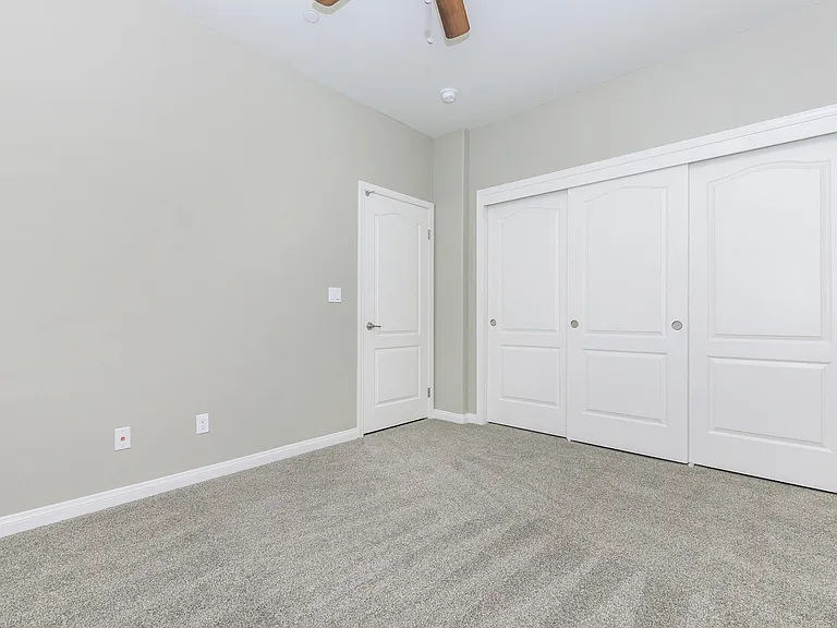 Mira Sol Gardens Rental Homes — Photo 22