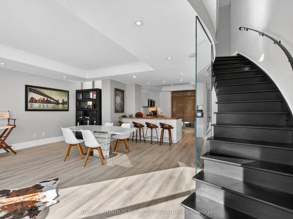 5 Marine Parade Dr, Toronto, ON