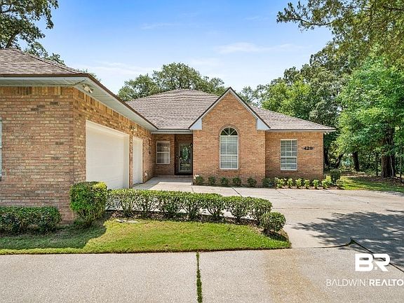 5th image of 429 Hilltop Dr