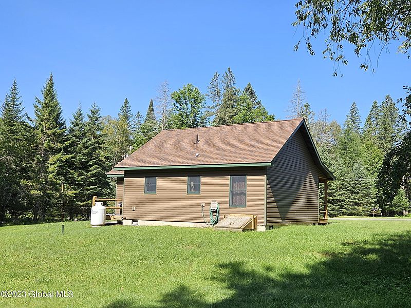 5th image of 823 Big Brook Road