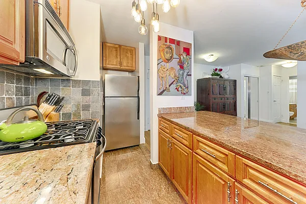 Sold by Halstead Real Estate | media 2