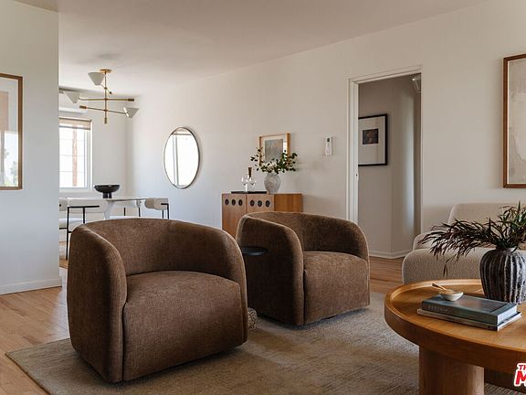 3rd image of 2021 Hillhurst Ave APT 9