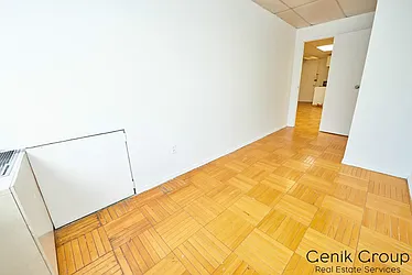 Rented by Genik Group Corp