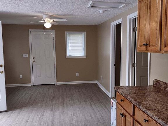 2nd image of 113 Church St #113
