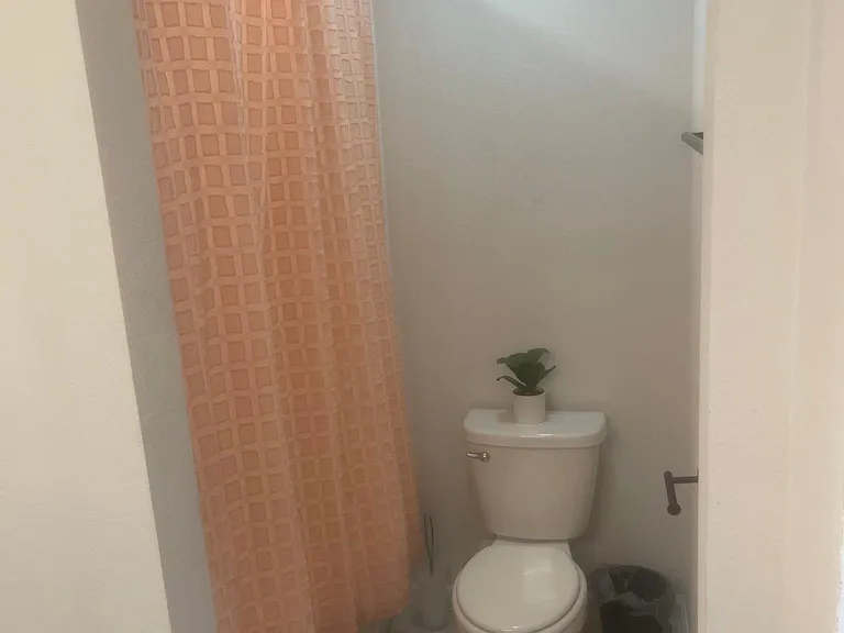 1218 Forest Gate Cir — Photo 18
