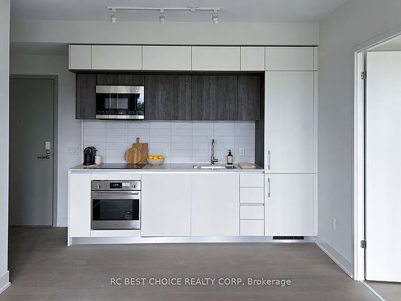 2nd image of 322 Dupont St #503