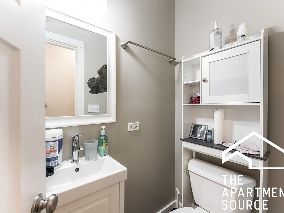 1st image of 2449 N Ashland Ave #3R