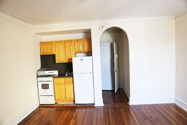 Rented by Chris Stewart, LREB | media 9