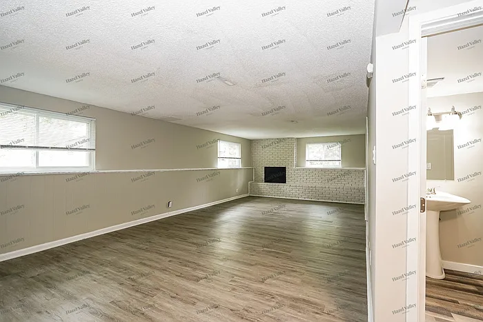 5421 Ivywood Ln — Photo 9