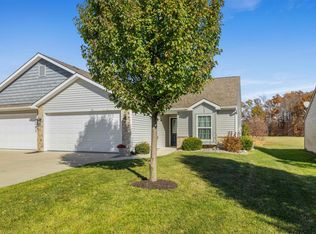 1911 Greyson Dr, Auburn, IN 46706