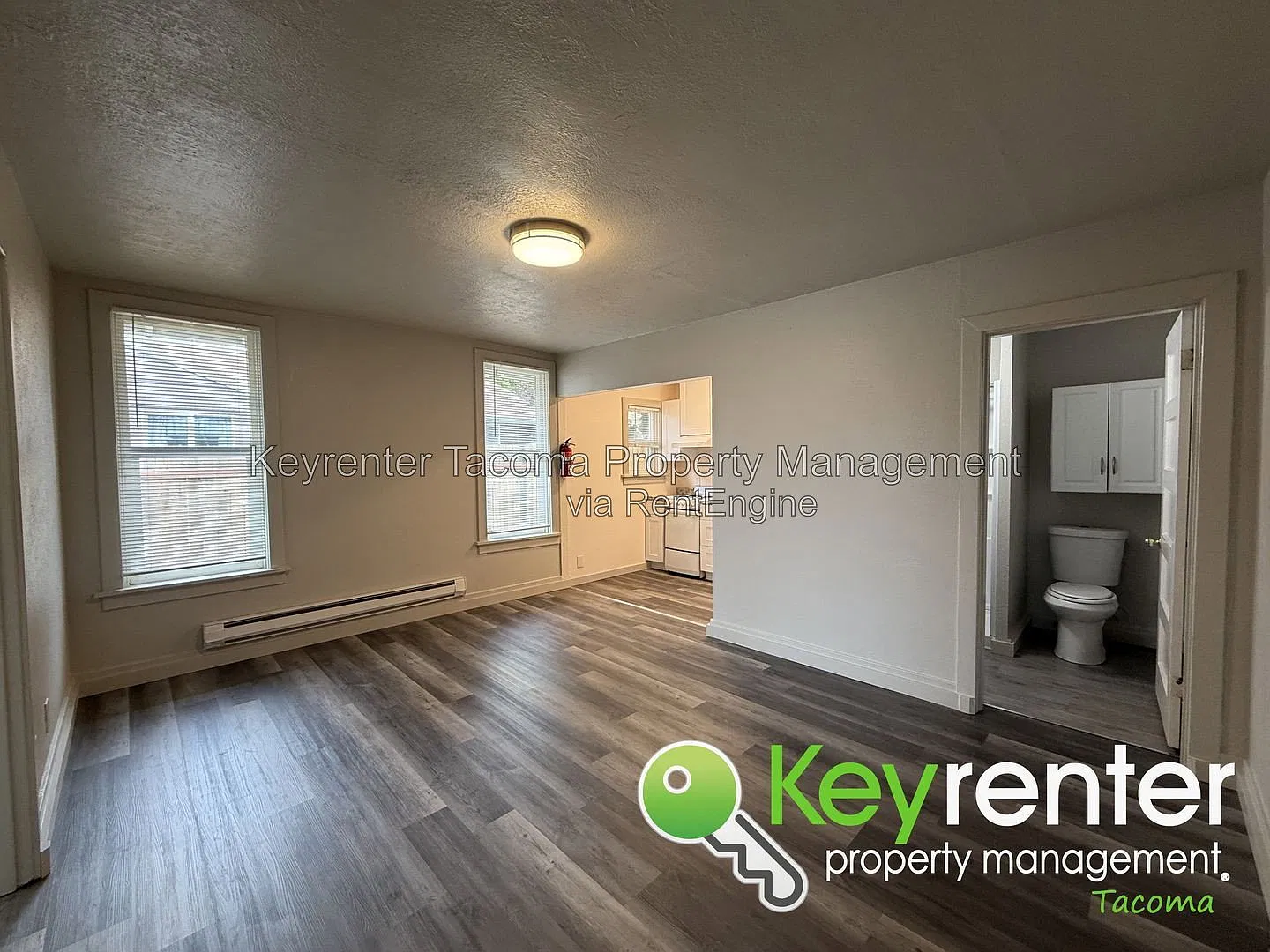 2 bed, 1.0 bath, $1,800 — Photo 3