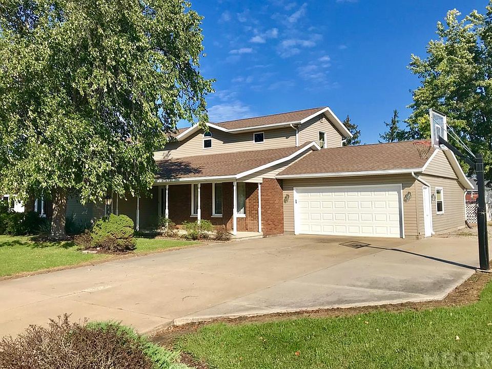 1st image of 308 Birch Dr