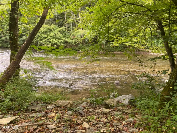 6519 Old Walland Hwy, Walland, TN 37886