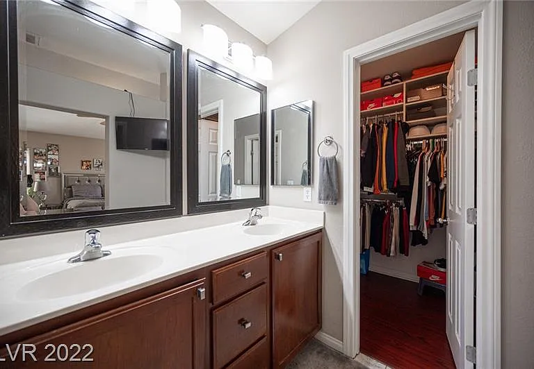 7554 Holiday Hills St — Photo 27