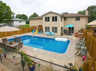 11435 Riverview Rd, Hanover, MN 55341